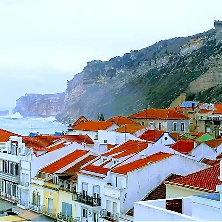 Weaa 2* Nazaré